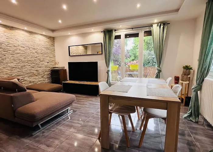 Appartement Proche Centre Ville Avec Parking Gratuit