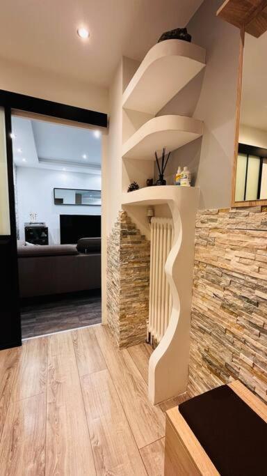 Apartment Proche Centre Avec Parking Gratuit Annecy